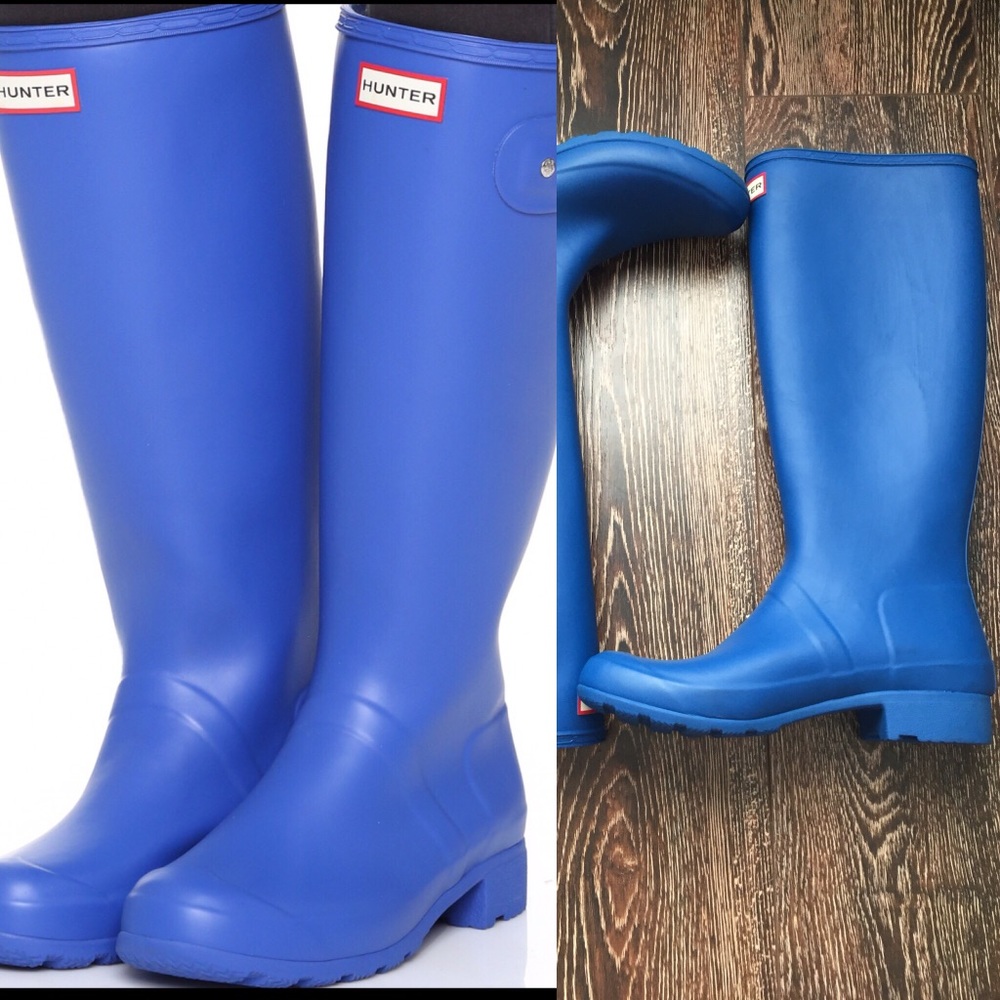 Hunter Original Tour Boots in Blue. NWOT